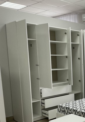 Шкаф 4-ств. с 3 ящиками "Бьянко" в Краснокамске - krasnokamsk.ok-mebel.com | фото 2
