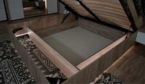Спальня Джулия Кровать 160 МИ с подъемным механизмом Дуб крафт серый в Краснокамске - krasnokamsk.ok-mebel.com | фото 3